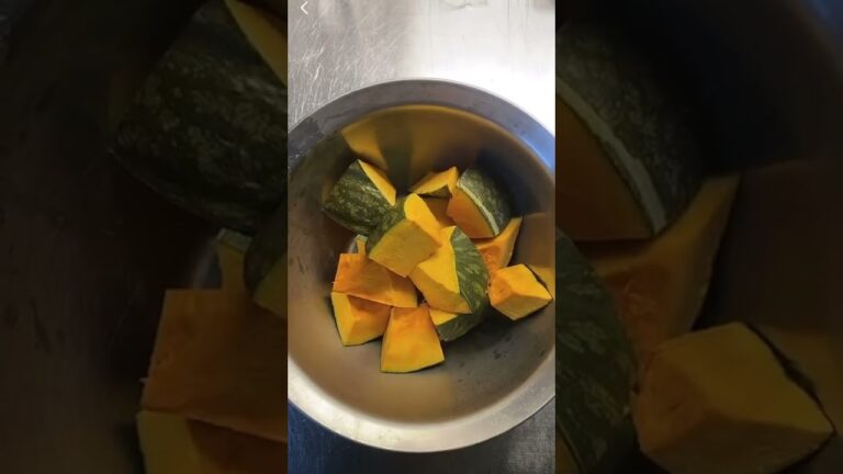 ミキサーで混ぜて焼くだけ🧀かぼちゃのバスクチーズケーキ🫕🧡