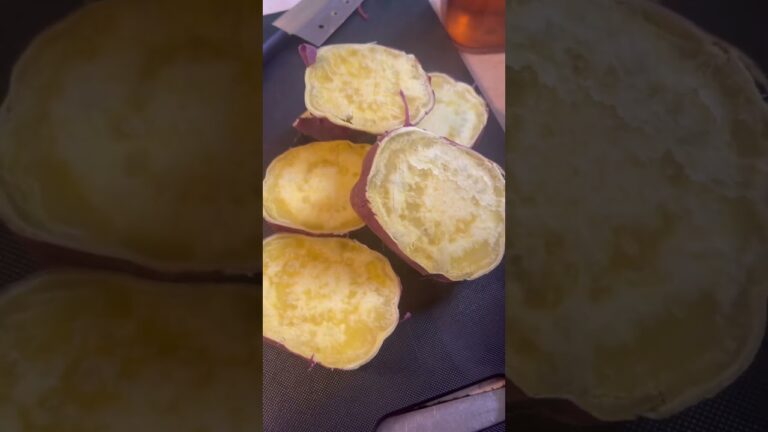 さつまいもチーズ＆はちみつがけ🍠花さんのズボラ飯❤︎#料理 #ねこ #にゃんこ #さつまいも #秋 #チーズ #はちみつ #簡単料理 #ズボラ飯 #アニマル