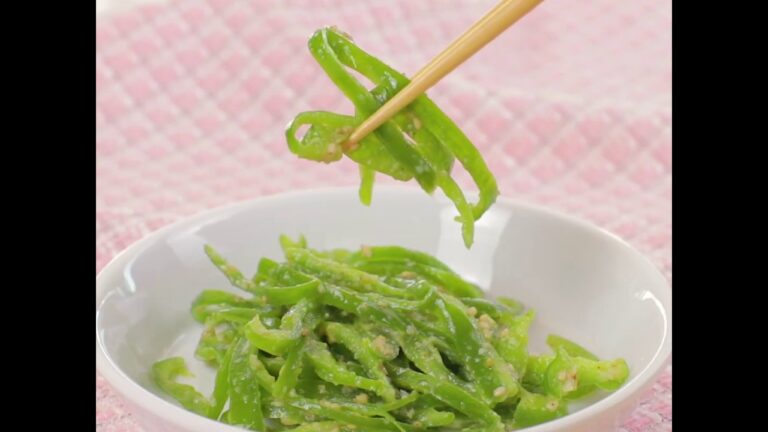 さわやかな苦味がくせになる！  生ピーマンの白ごま和え ｜ moguna[モグナ]