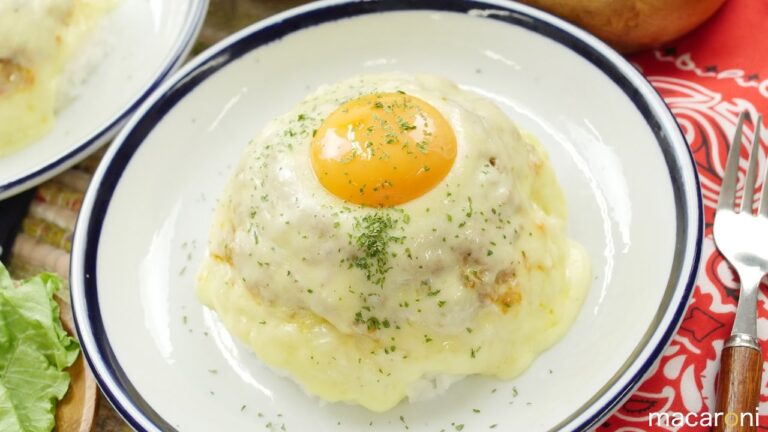 最後に卵を乗せて！ チーズ ドーム キーマ カレー のレシピ 作り方
