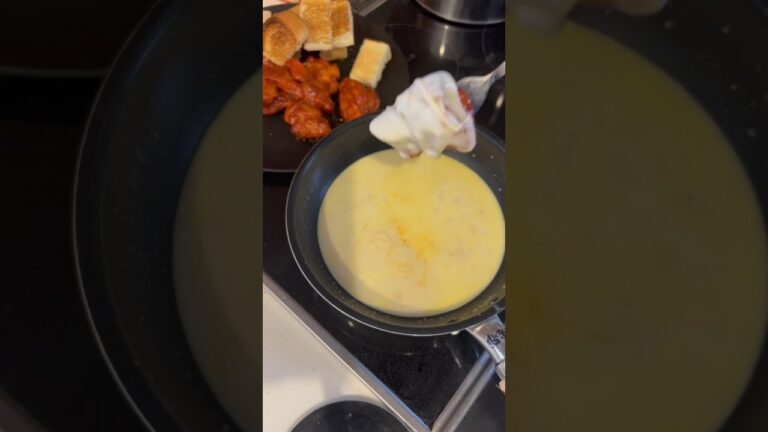 【男飯】ヤンニョムチキンのチーズフォンデュが美味すぎる#男飯 #チーズフォンデュ#ヤンニョムチキン