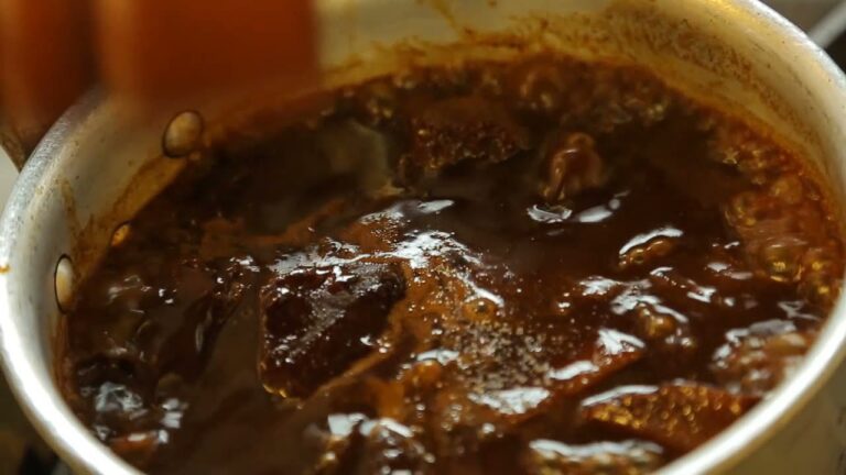 フレンチフルコース料理：阿東和牛ほほ肉の赤ワイン煮