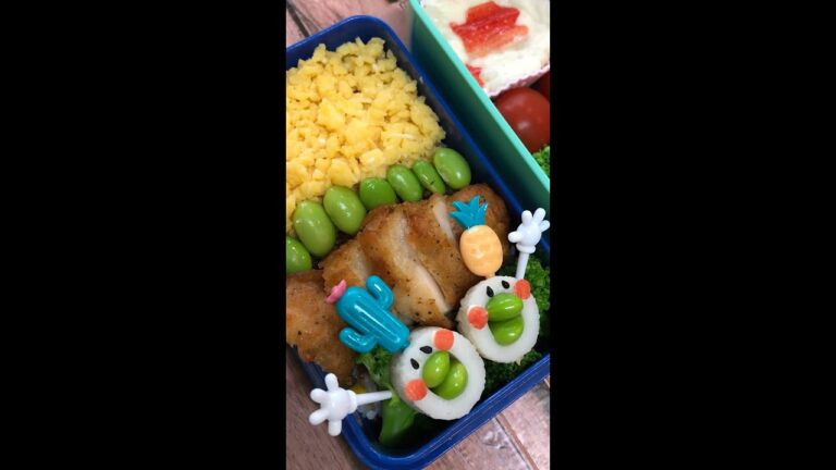 JKお弁当 高校生 娘 そぼろ弁当 #shorts お弁当詰めます！ 唐揚げ ブロッコリー プチトマト必須 彩り弁当 ワッフル ポテサラ たまごそぼろ ちくわアレンジ 竜田揚げ 冷凍食品 デコ弁