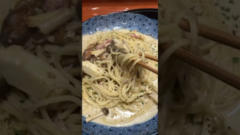 「5種のきのこのポルチーニクリームソース」パスタを食べました😋 ［今日のお昼ご飯🍚］