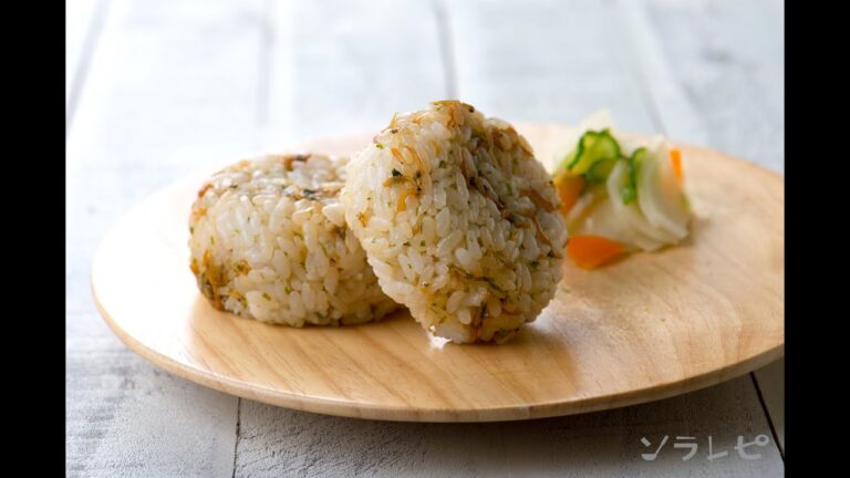 数秒でわかる「海苔じゃこおにぎり」の作り方