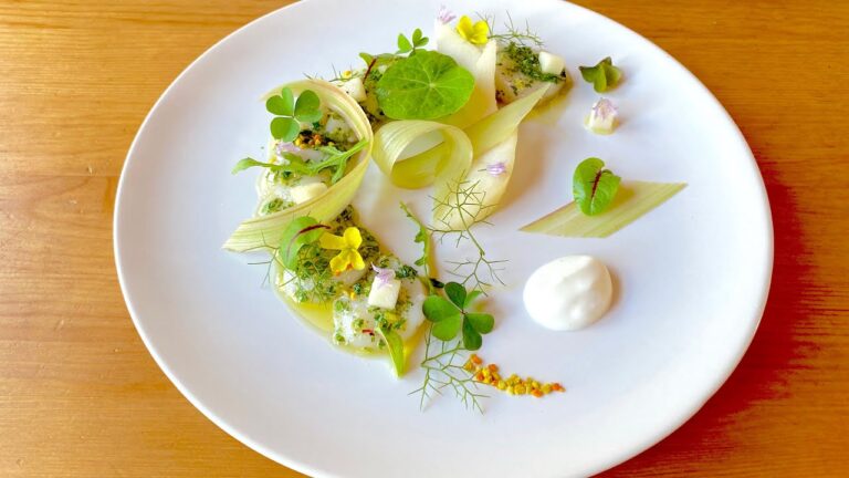 【ホタテのカルパッチョ・生姜とパクチーのソース #53】  Carpaccio de Noix de St-Jacques Mariné au Coriandre et Gingembre