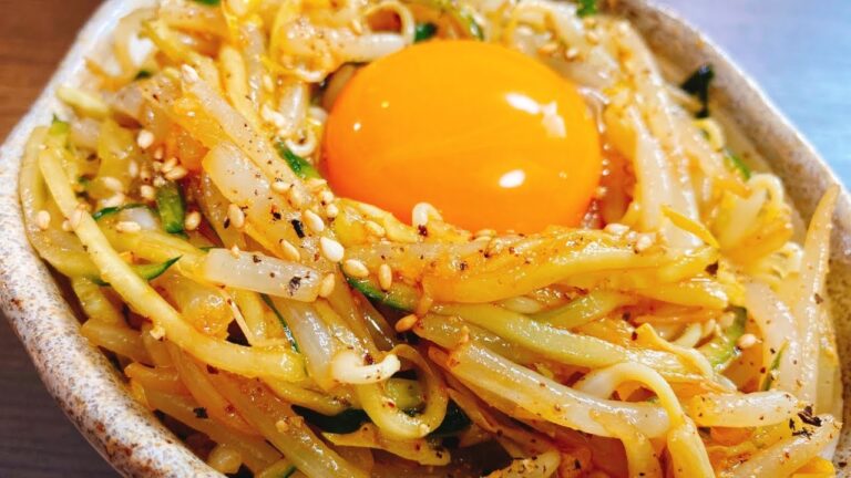 『無限もやしユッケ』これ以上の簡単、安い、旨い、酒のつまみを僕たちは知らない…。Bean sprout yukke 콩나물 육회 अंकुरित