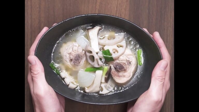 鶏のうまみが滋味深い韓国スープ タッカンマリ風スープ ｜ moguna[モグナ]