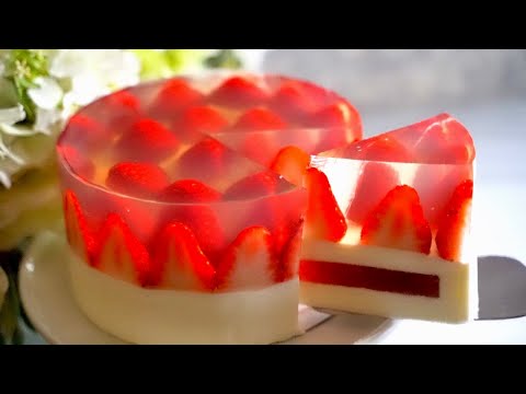 フードプロセッサーで簡単！いちごのレアチーズケーキ