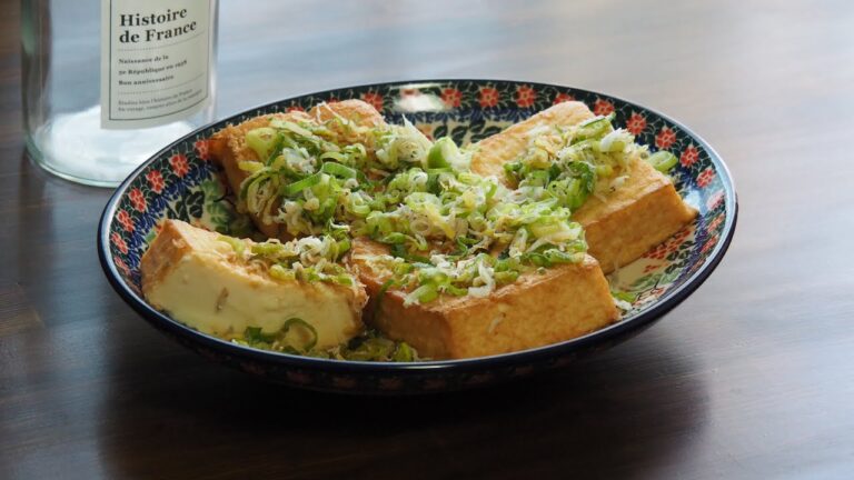 【時短レシピ】厚揚げ豆腐の炒りしらすのせ｜料理頑張りたくない時の簡単おかず