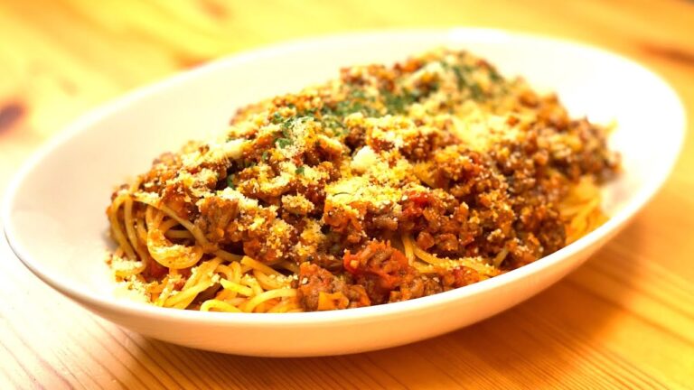 ボロネーゼの作り方【ミートソースとの違いは!?】How to make Bolognese - What's the difference between that and meat sauce?