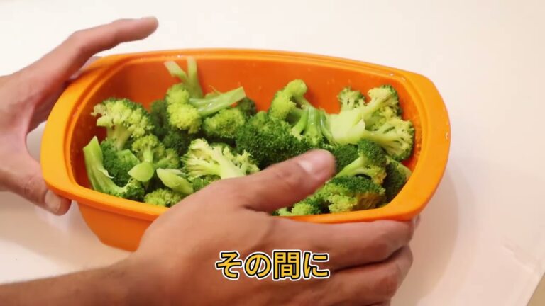 「痩せたい人必見！はんぺん×ブロッコリーで作るヘルシーサラダ」