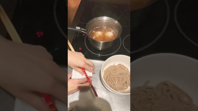 【食べて感動！】美味しすぎたあったか納豆そば✿#Shorts #ショート #料理 #cook #cooking #そば #時短レシピ #おうちごはん #おうち時間 #料理動画 #納豆 #アレンジ