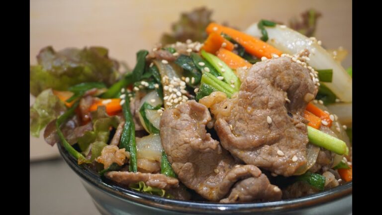 『ボリューム満点』絶品うま辛焼肉丼〜Grilled meat bowl〜