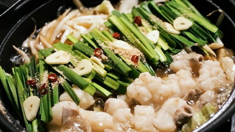 深夜に食べたい「もつ鍋」の作り方