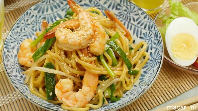 混ぜてズズッと！ えびと ニラの ピリ辛 まぜそば のレシピ 作り方
