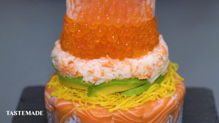 【こぼれ落ちる贅沢】いくら海鮮ケーキ寿司 #Shorts