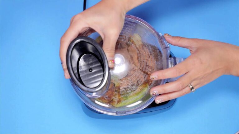 罪悪感はなし？とろ～り食感の『アボカドチョコレートムース』の作り方 | LA Lifestyle by FRIEDIA