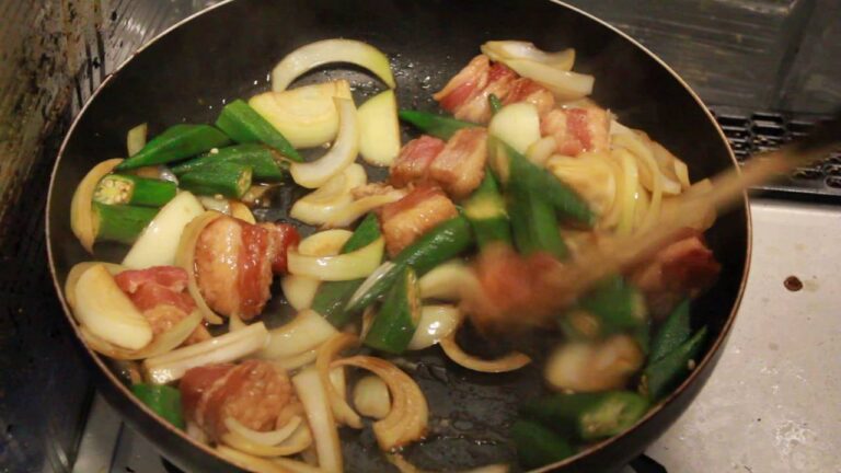 オクラと豚肉の炒め物