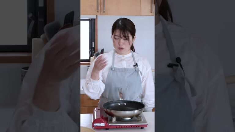 【ズッキーニとミニトマトのオイスター炒め】材料4つ簡単炒めレシピ