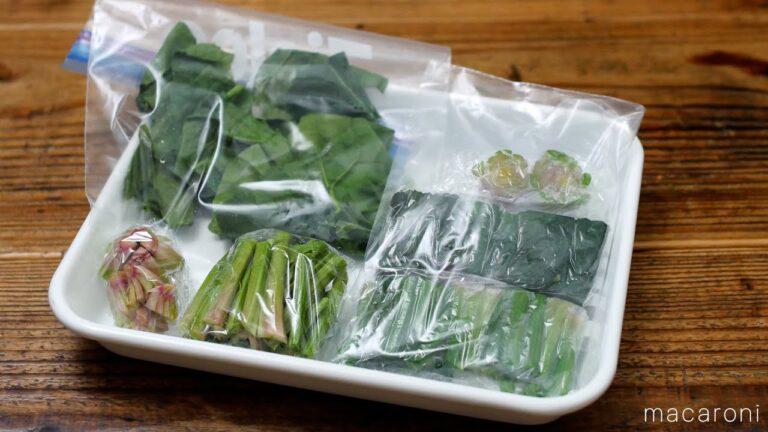 【ほうれん草の保存方法】冷凍保存でおいしさ長持ち！和え物や汁物など様々な料理に使える♪｜macaroni（マカロニ）