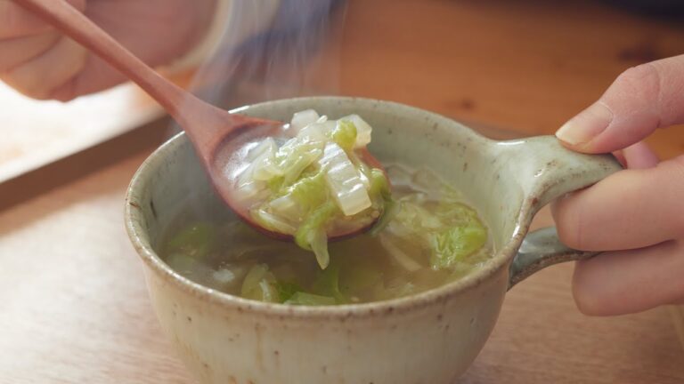 【白菜とろみスープ】ヘルシーなのにコク旨！満足感のある体の芯まで温まるスープ♪