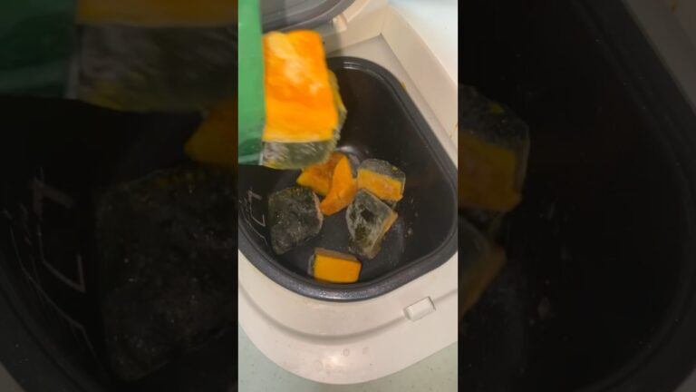 砂糖・生クリーム不使用‼️濃厚かぼちゃスープ。低カロリーでここまで美味しいとかやばすぎだろ...#炊飯器レシピ #簡単レシピ #ダイエットレシピ