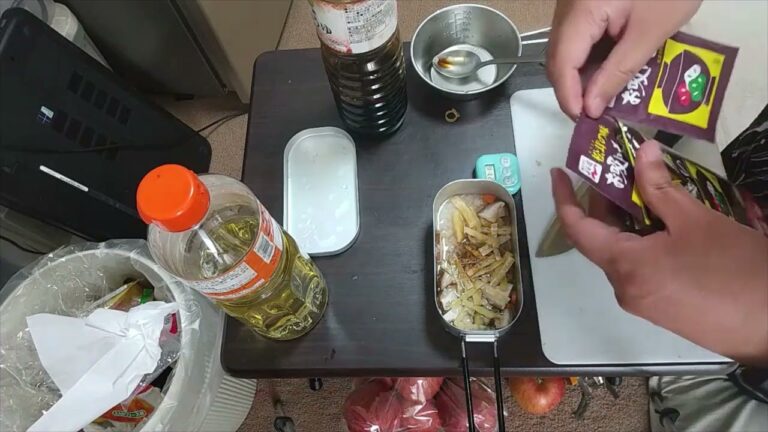 【ゆっくりメスティン料理レシピ】永谷園のお吸い物の素とメスティンで作る炊き込みご飯