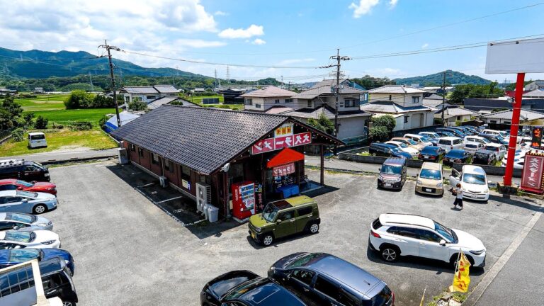 【佐賀】速い！安い！美味い！６０秒で高速提供する爆売れラーメン食堂に密着！