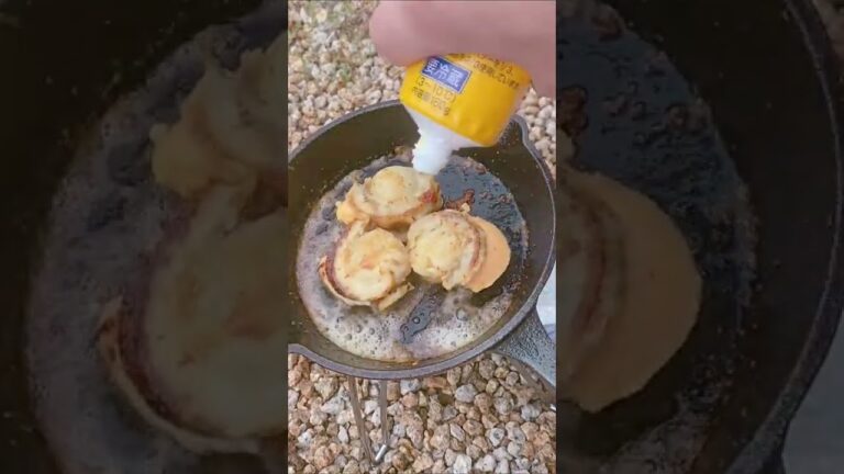 【キャンプ飯】よだれしか出ない ホタテのバター醤油焼き！ #shorts