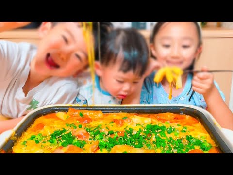 【子供も食べられる】チーズトッポギを3児の子供と爆食【ホットプレート】