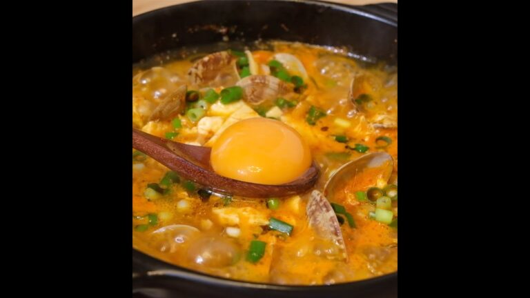 スンドゥブチゲ 作り方 | あさりのスンドゥブチゲ / 純豆腐チゲ レシピ #Shorts