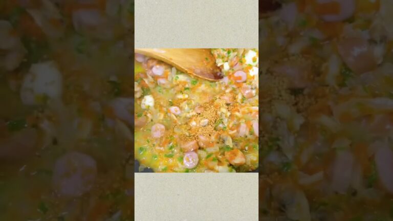 船のごはん🚢シーフードピラフ🦑🦐🥕🧅🫑🍚