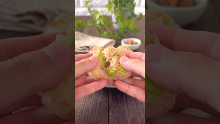 【Instagram60万再生突破】枝豆と鰹節の混ぜおにぎり