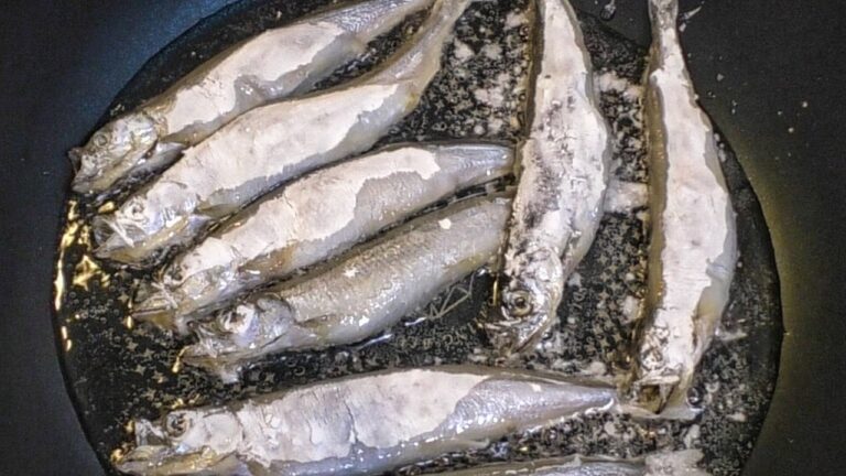 ししゃもの南蛮漬け。暑さで食欲がなくなった時にぴったりのお料理。