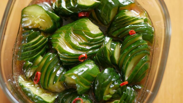 【蛇腹きゅうり】やみつき間違いなし！オイスターソースの旨味で漬ける！