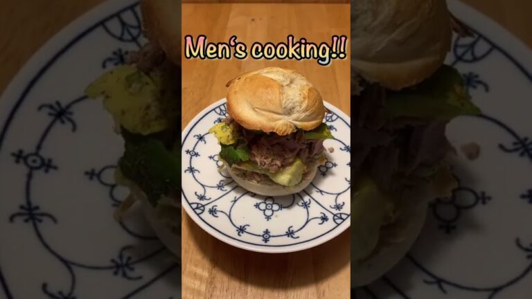 これぞ男飯‼️ツナアボカドバーガー🍔Tuna-Avocado burger