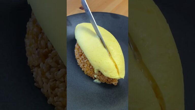 【飯テロ】全人類が大好きなチーズインオムライス