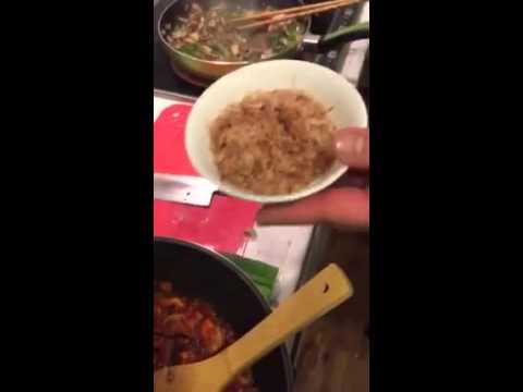 【料理動画】豚肉とピーマンのおかか炒め