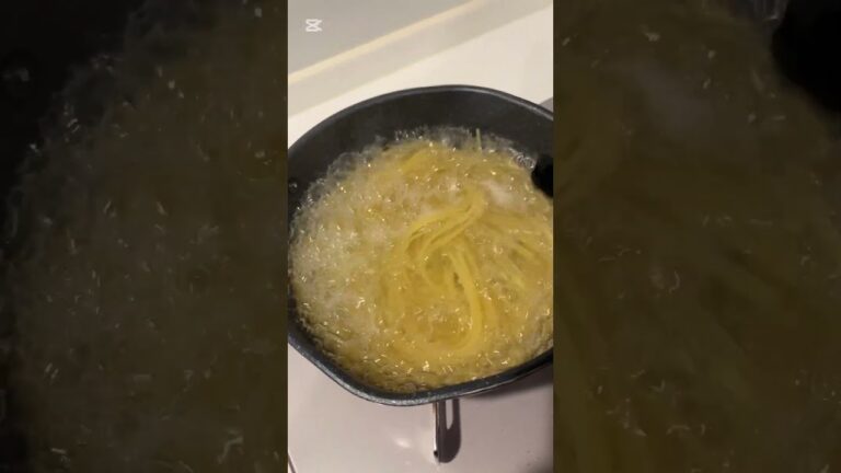 エビとベーコンのトマトクリームパスタ　2024年12月13日