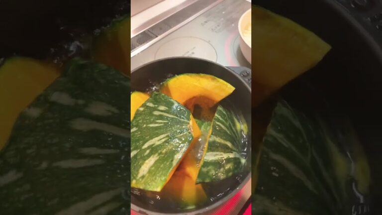かぼちゃサラダ作る