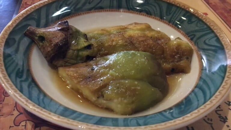 加熱するとトロトロでとてもクリーミー　狩留家焼きなす　りんごのように甘い狩留家なす　かるがなす　ＮＰＯ狩留家　 みどりナス　緑色のなす