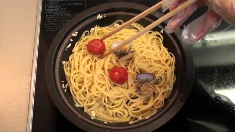 アクアパッツァの残りで作るボンゴレビアンコ - How to cook pasta of acquapazza.
