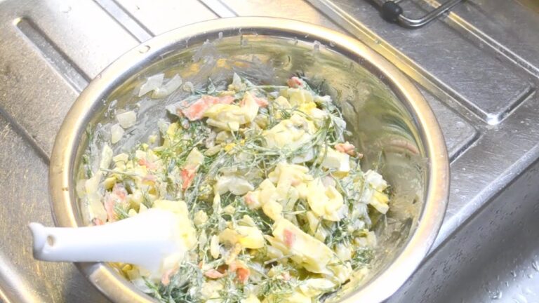 タルタルサラダの作り方：古漬けとディル　　How to make dill salad with well-pickled vegetables and tartar sauce