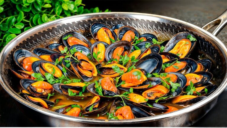 🎄 Delicious Skillet Seafood Recipes for a Festive Christmas Feast! 🦐