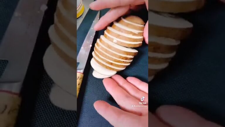 ジャンボマッシュルームとしめじたっぷりキノコクリームパスタ