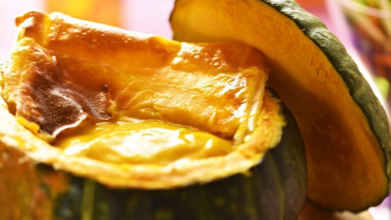 【チーズがとろ～り】まるごとカボチャポタージュの作り方 ~ whole kabocha squash soup【料理レシピはParty Kitchen🎉】