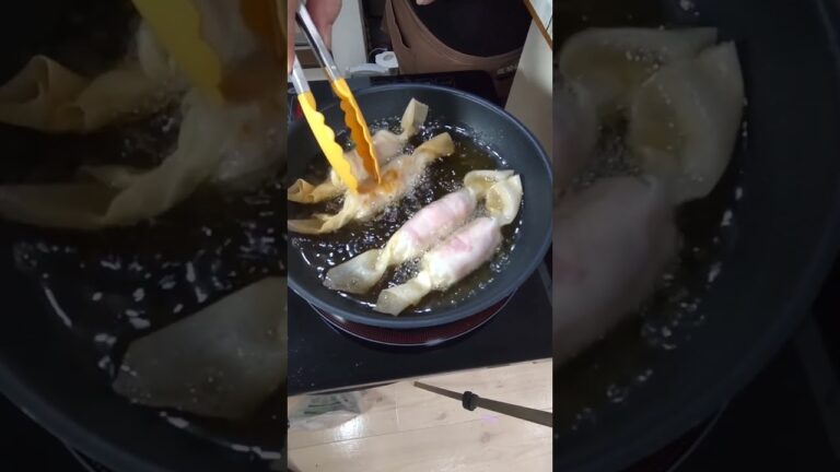 豚バラ肉、春巻きの皮巻き。パリパリが美味い。 #気楽にクック #簡単レシピ #吃音 ＃豚バラ肉 ＃春巻きの皮 ＃パリパリ