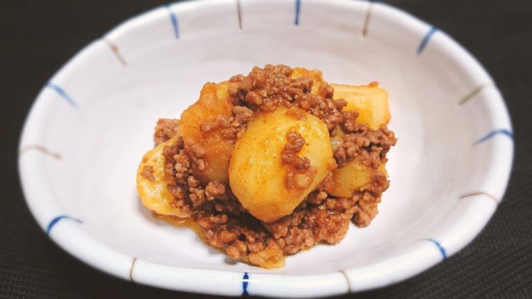 じゃがいもとミンチのコチュジャン炒め【料理】