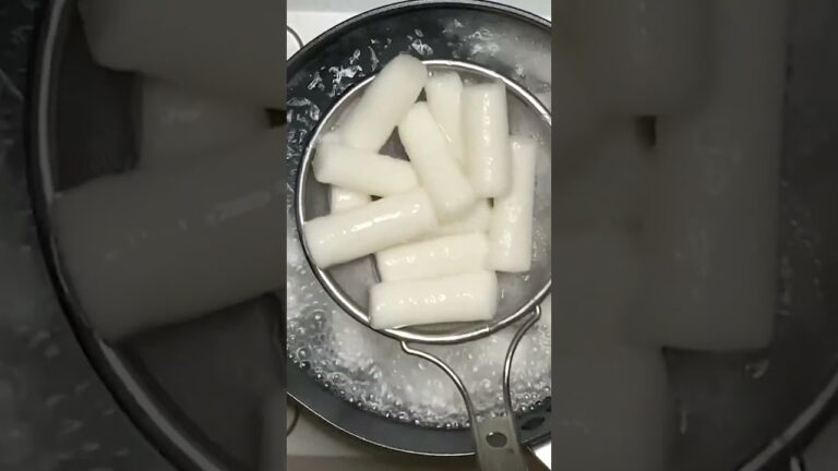 お家で作れる！辛くない米粉の簡単チーズトッポッキ＃米粉#グルテンフリー  #チーズトッポッキ